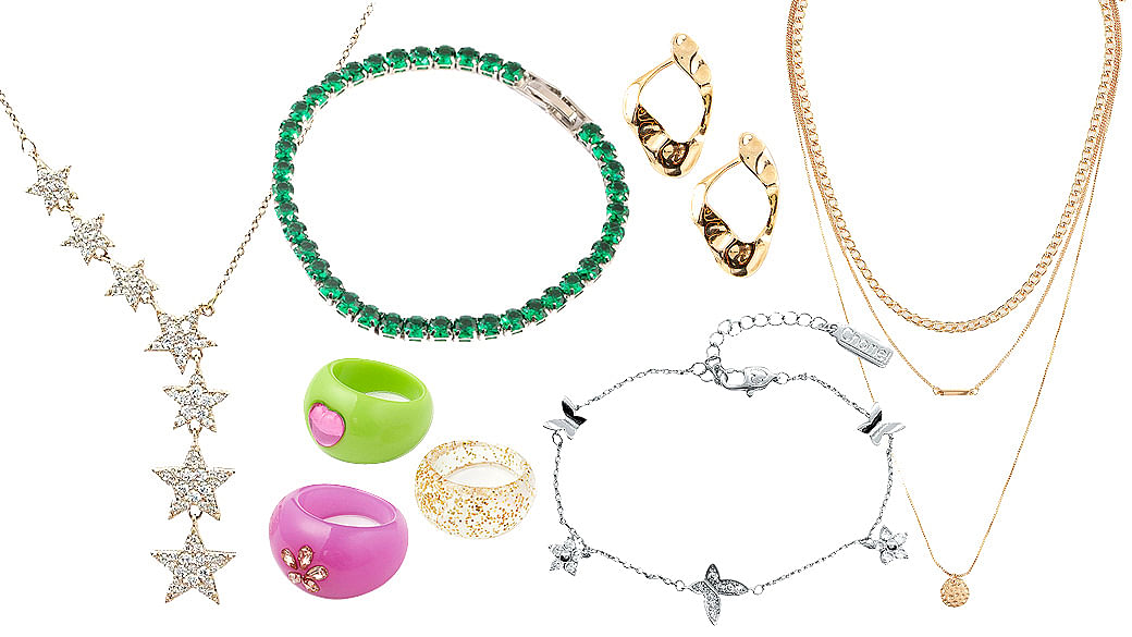 Cute and Dainty Accessories Feature Picture